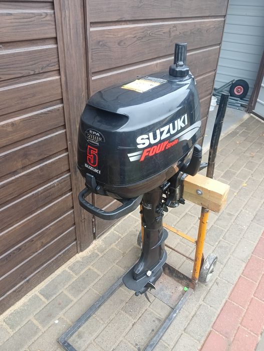 Silnik zaburtowy