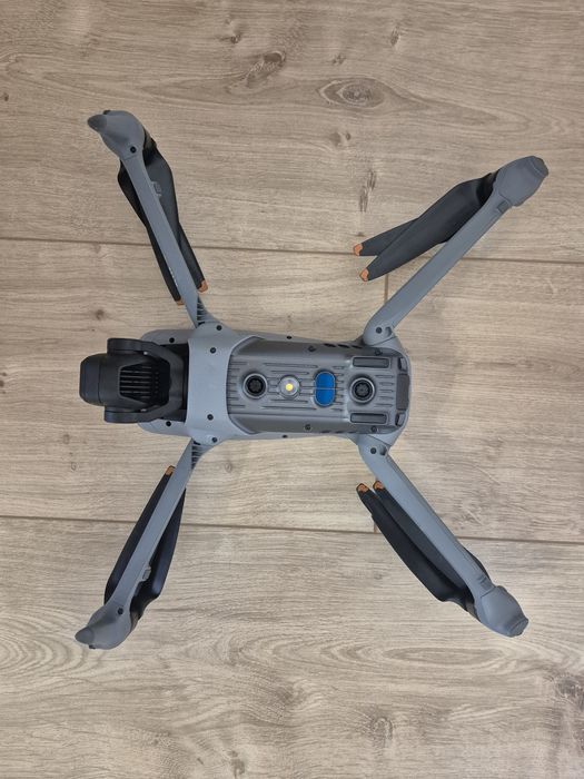 Квадрокоптер  DJI Air 3