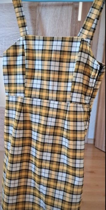 Sukienka na szelki 36