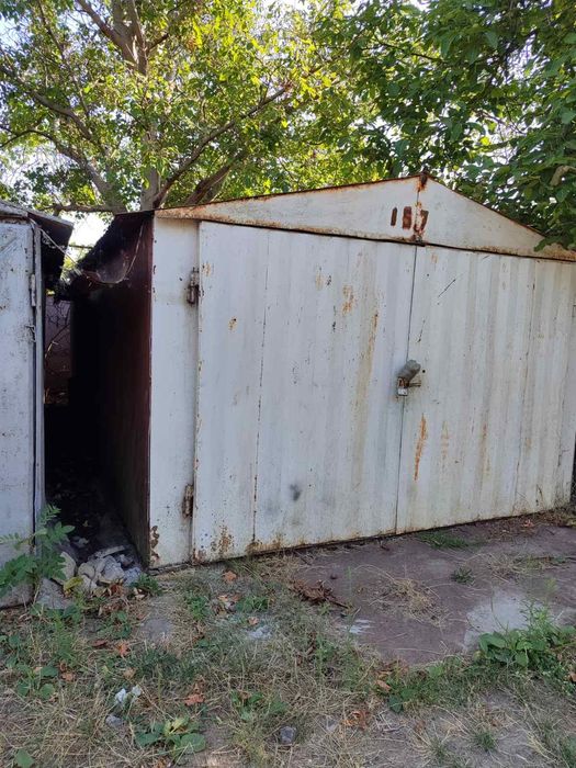 Продам металлический гараж
