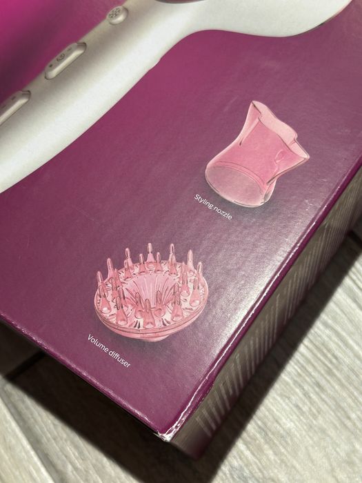 Фен PHILIPS HP8281/00