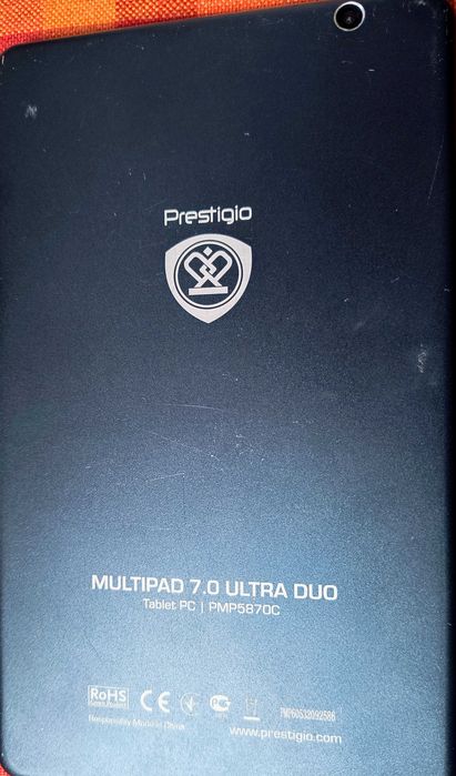 Trzy tablety tablet Archos Prestigio Overmax