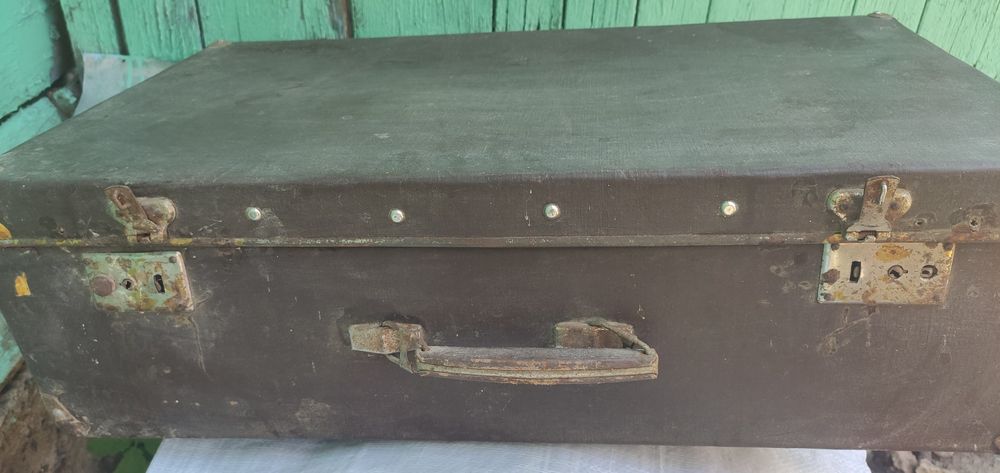 Чемодан ретро, валiза ретро