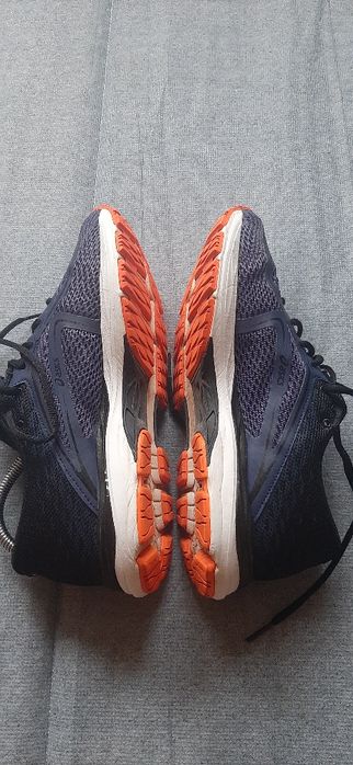 Buty sportowe do biegania ASICS