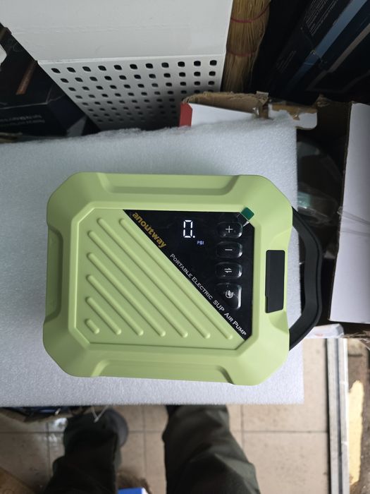 Компрессор для лодок , матраців, сапбордів