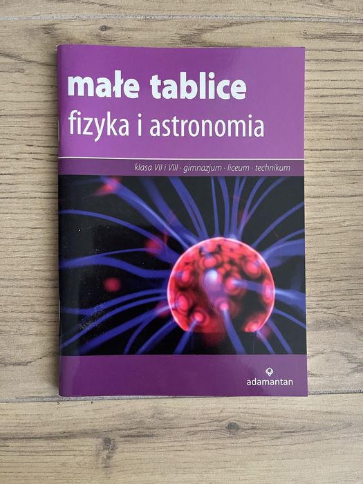 Małe tablice fizyka i astronomia