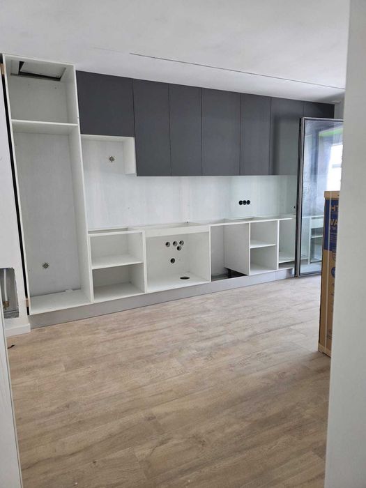 Arrenda-se apartamento T1 novo com garagem e varanda (em fase de acabamentos)