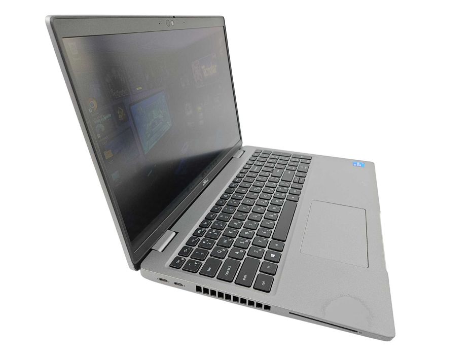 Ноутбук Dell Latitude 5520 FullHD|i5-1145G7|Iris Xe|8GB|256GB
