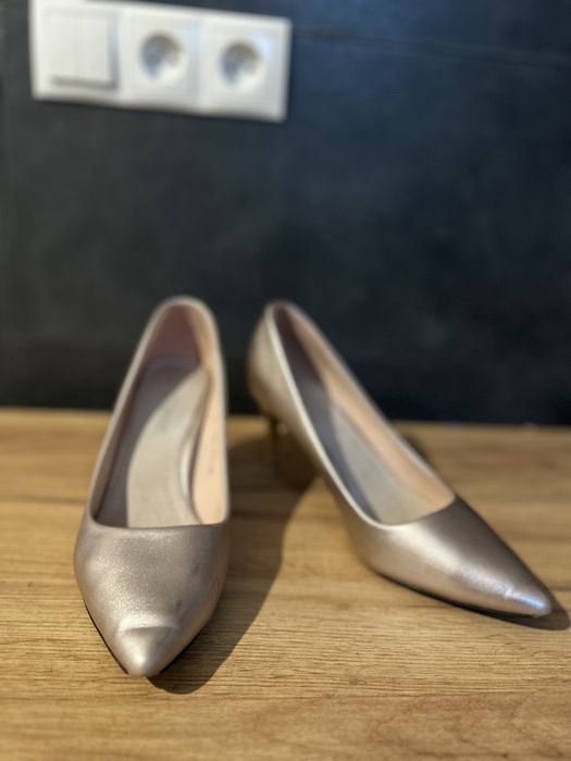 Szamapanowe czółenka pudrowy roz srebro świecące brokat szpilki