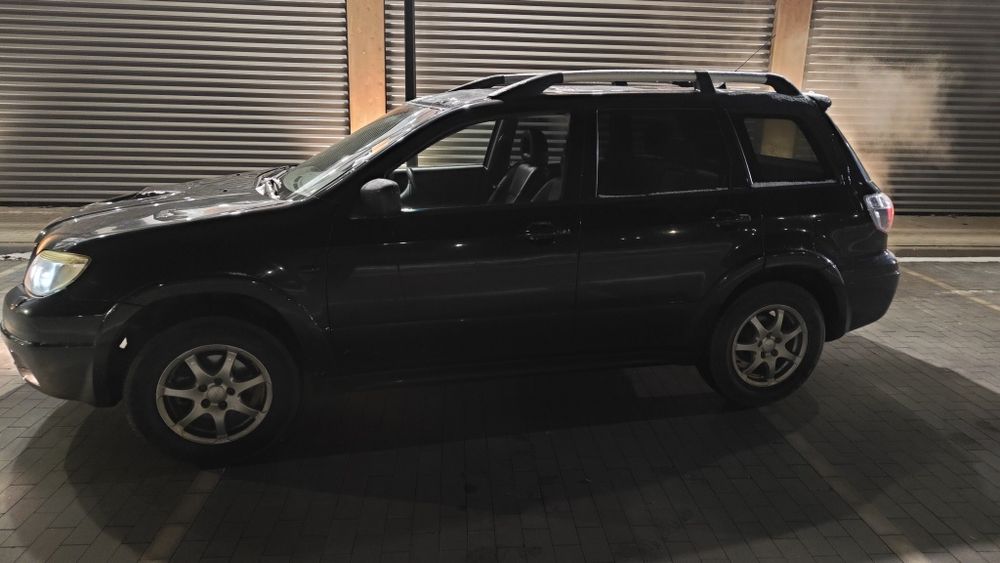 Mitsubishi Outlander turbo LPG 4x4