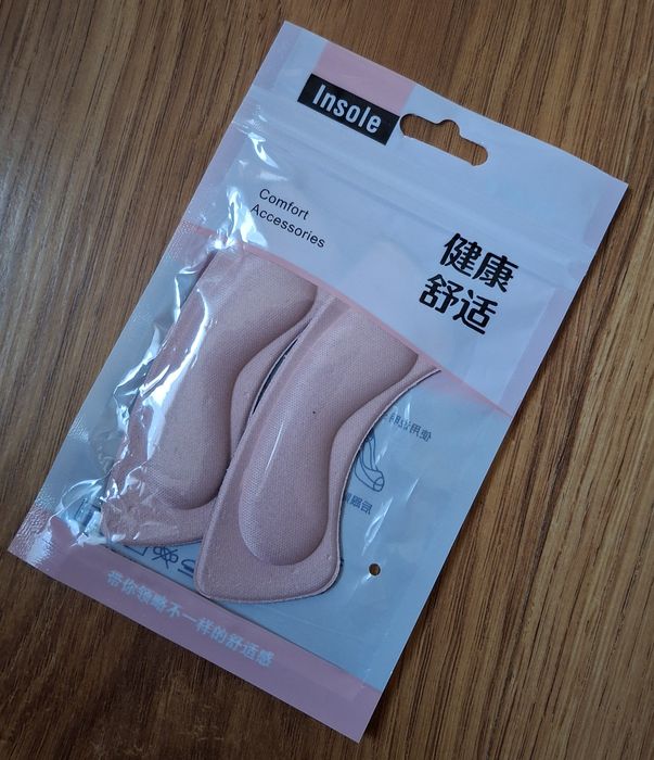 Вставки в обувь от натирания ( мазолей)