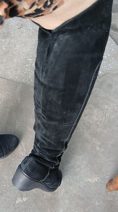 Сапожки замшеві,натуральні,ботфоиди 37р.