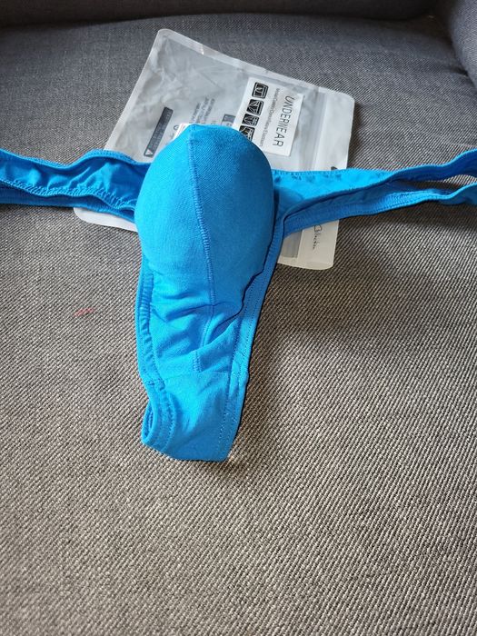 Super wygodne seksi stringi z kieszonką