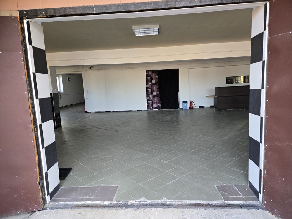 Wynajmę hale łacznie 196m2