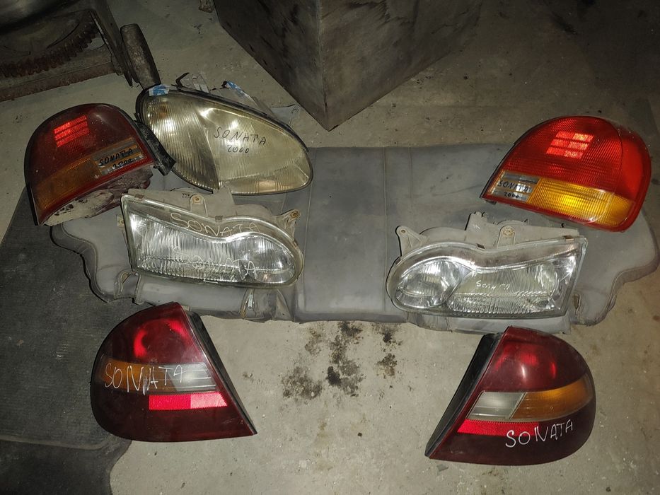 Hyundai Sonata фари