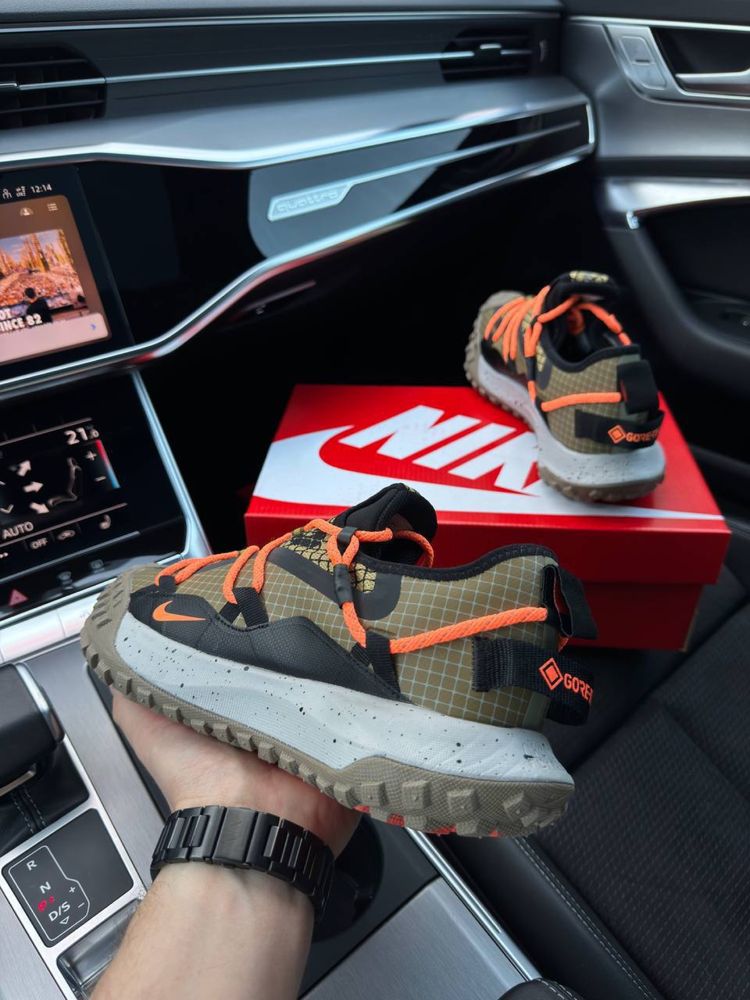 Nike Acg Mountain Fly Low Khaki Orange 41 45 2 400 Olx