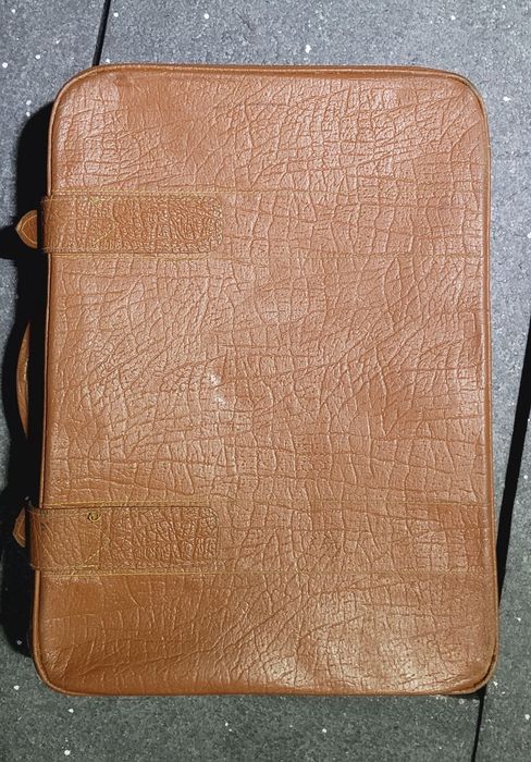 Walizka PRL vintage skórzana jasnobrazowa