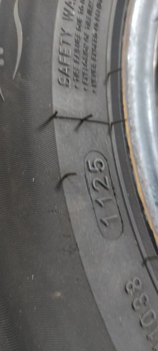 Pneus 155/70/13 semi novos