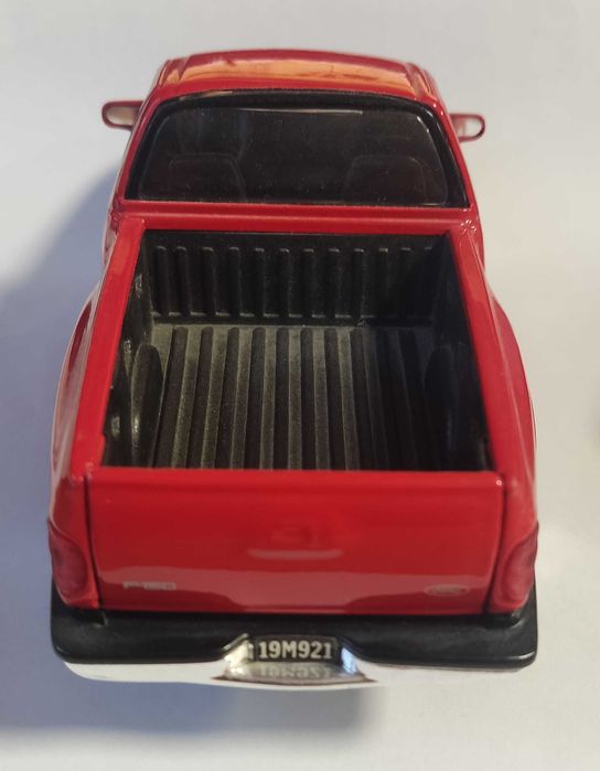 Maisto Ford F 1/26  auto