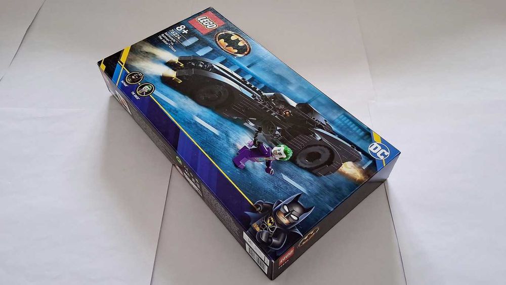 Lego Super Heroes DC 76224 Batmobile: Batman vs The Joker Chase selado