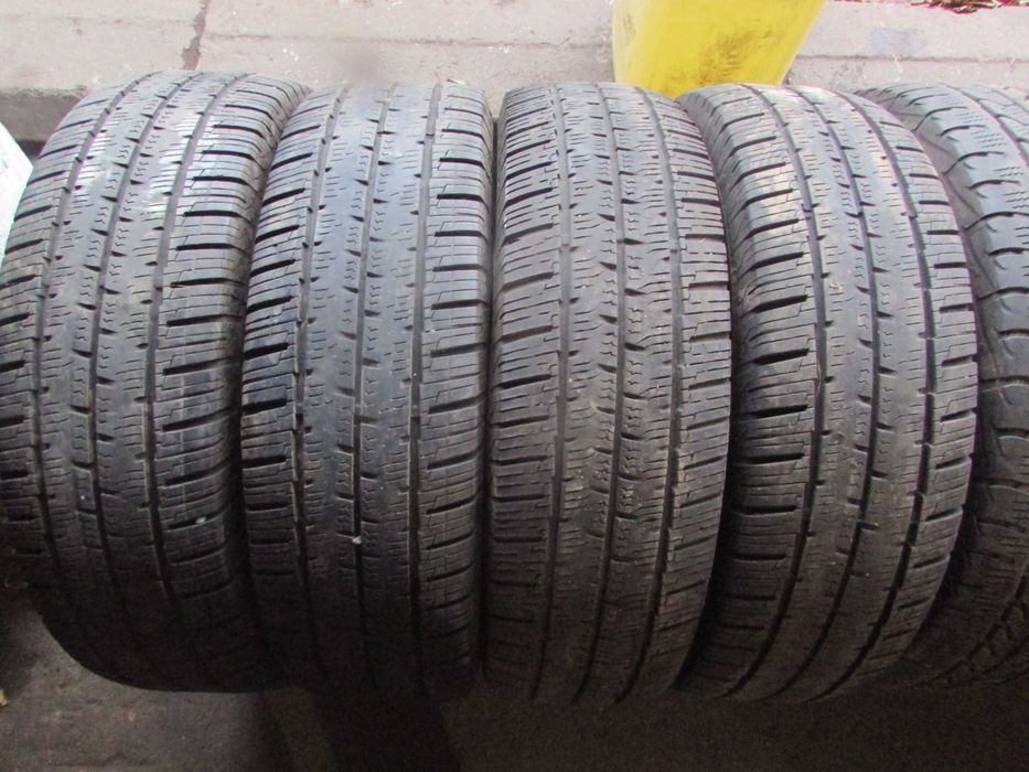 205/75/16c комплект всесезонних шин Continental VanContact4Season