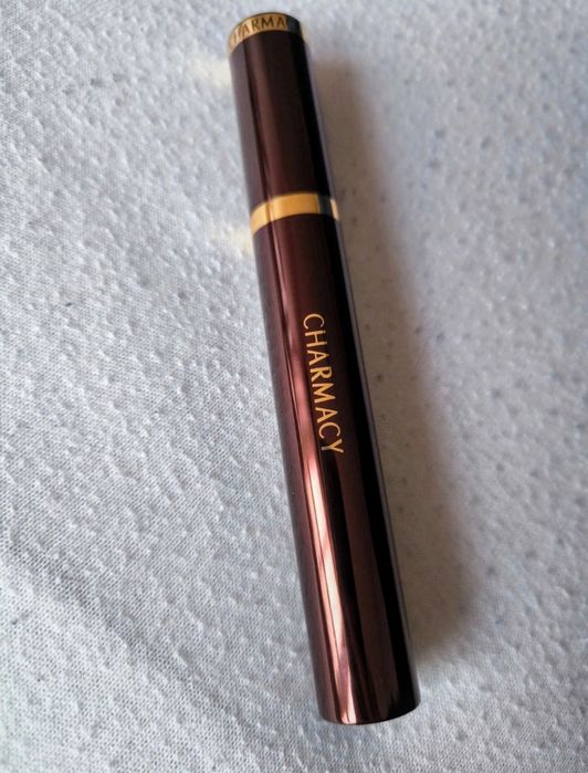 czarny tusz do rzęs Charmacy Milano Volume Mascara
