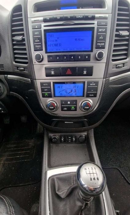 Продам Хюндай Санта фе 2012