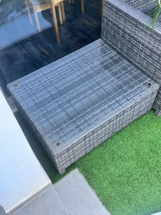 Mesa de apoio de exterior