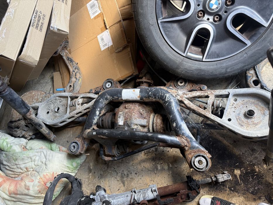 Zawieszenie tylne pol os  most dyfer bmw x3 e83 xdrive 2.0d