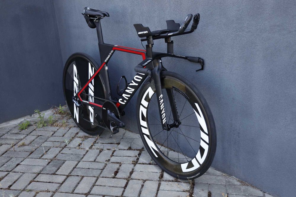 Canyon Speedmax CF SLX – Bicicleta de Contrarrelógio / Triatlo