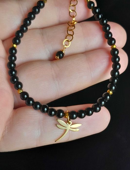 Pozłacana bransoletka z kamienia naturalnego czarny onyks.