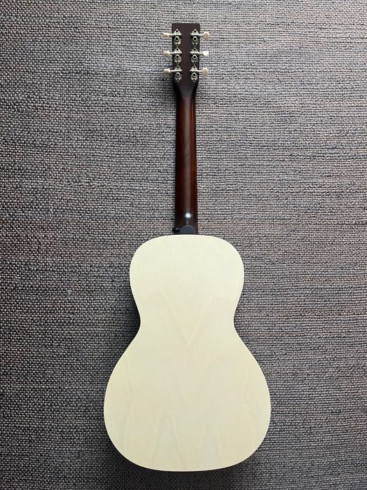 Guitarra Art & Lutherie (Godin)