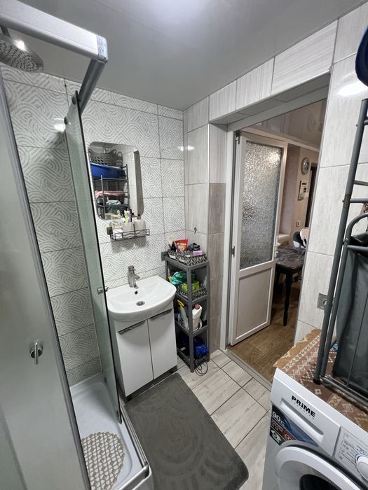 Продам часть ДОМА с ремонтом, АГВ, 2 комн., ул.Щорса, 34000 у.е
