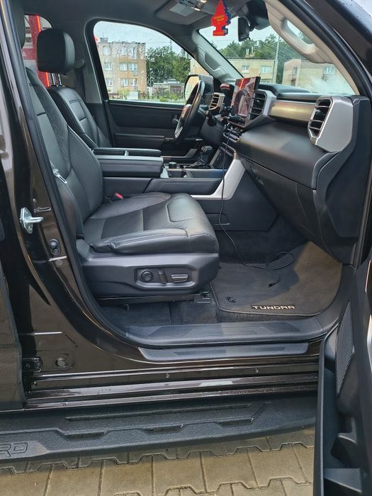 Toyota Tundra Limited