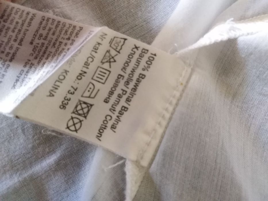 Biała elegancka koszula