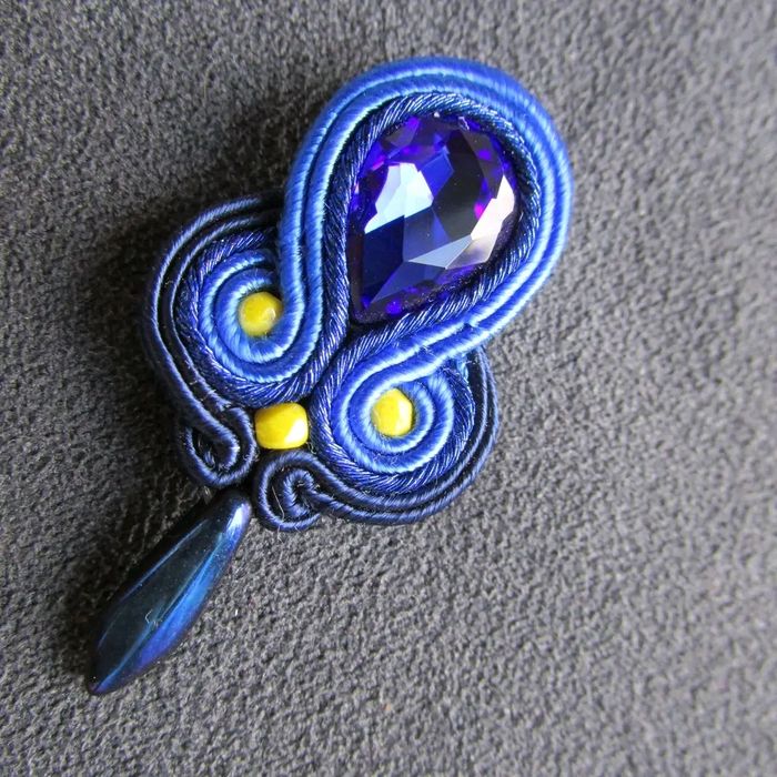 Granatowe kolczyki sutasz handmade