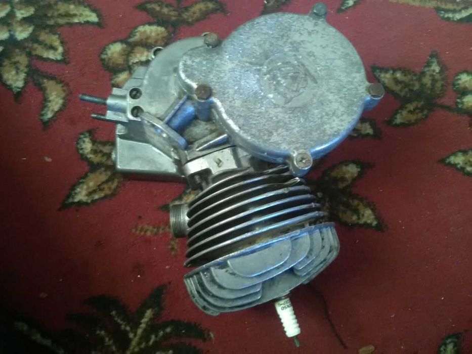 мотор рига 13 дирчик д8,д8Э