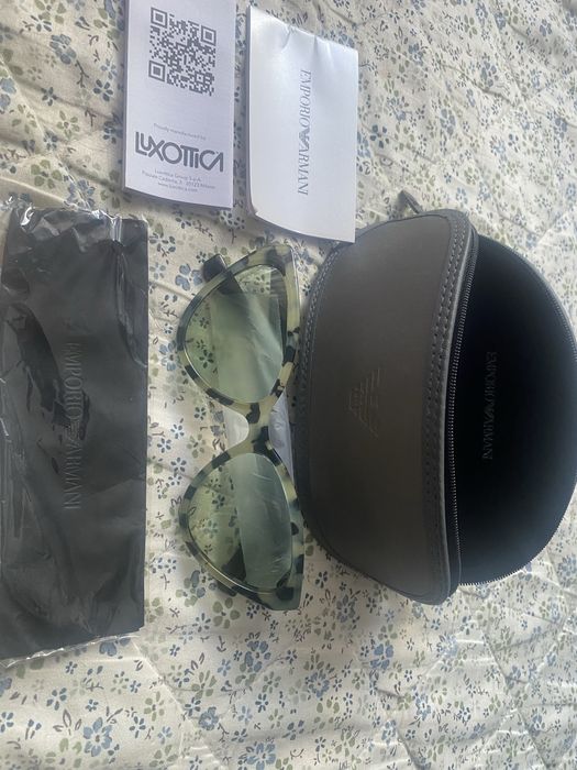 Okulary przeciwsloneczne Emporio Armani EA 4136.Nowe oryginalne