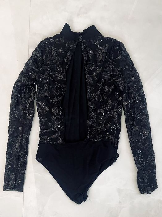 Bluzka z cekinami ViCOLO. Rozm S