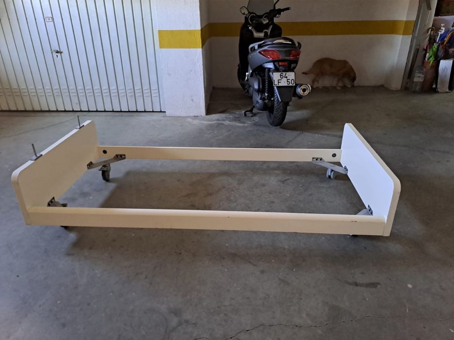 Estrutura cama 190x90 com rodas