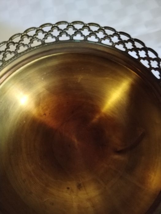 Taça em latão amarelo