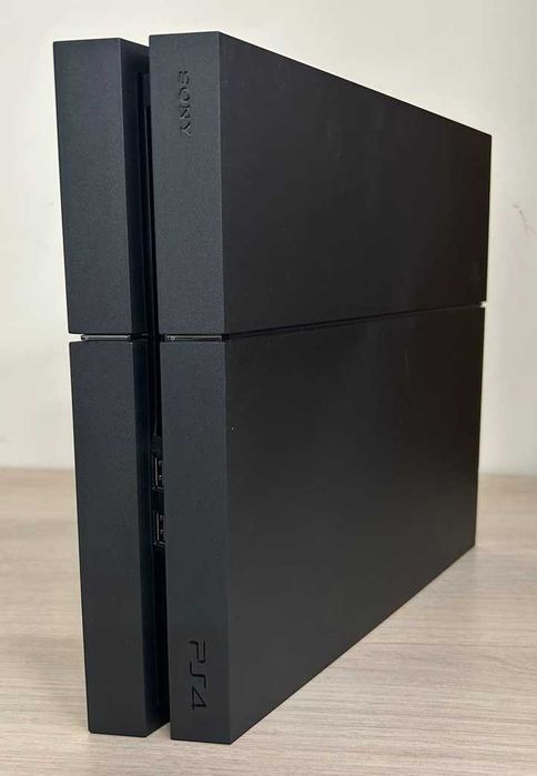 Sony PlayStation 4 FAT 500GB без геймпаду з гарантією
