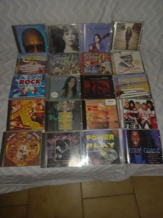 Cd's vários tipos de música