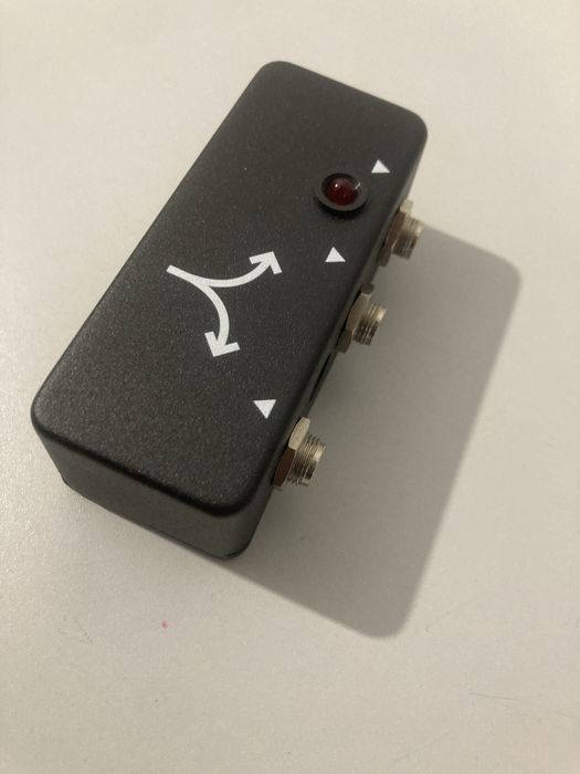 JHS Buffered Splitter