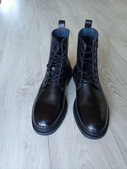 Czarne skórzane buty męskie Medicine 44 kozaki botki klasyczne