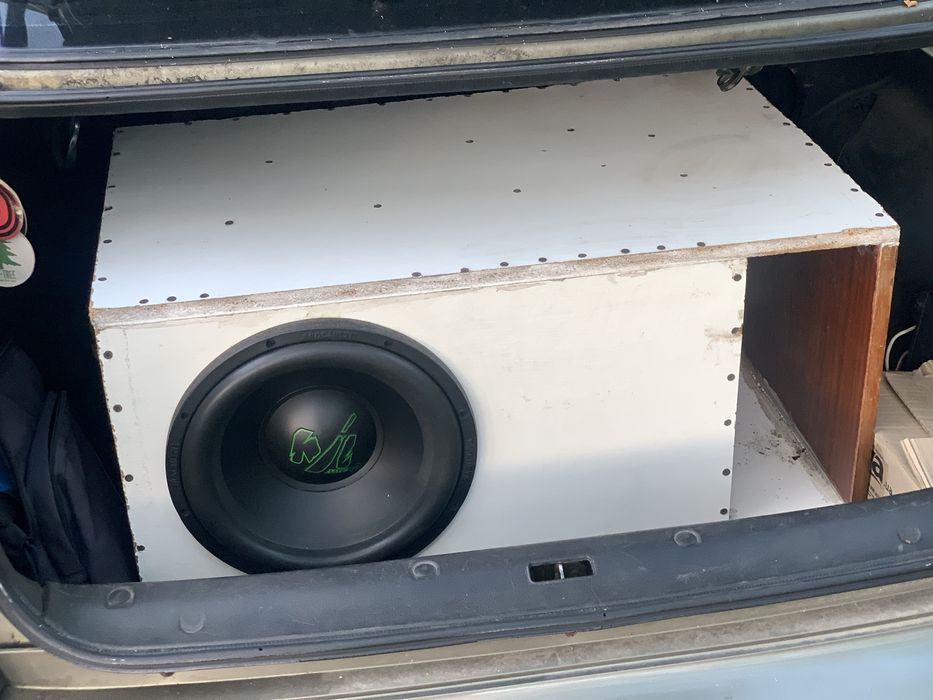 Сабвуфер динамик 12’ Deaf Bonce 600W Короб усилитель