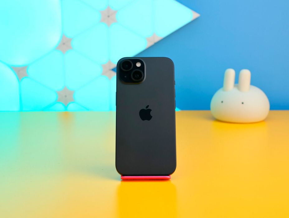 Смартфон Apple iPhone 15 128GB Black (127715) Б/У З ГАРАНТІЄЮ