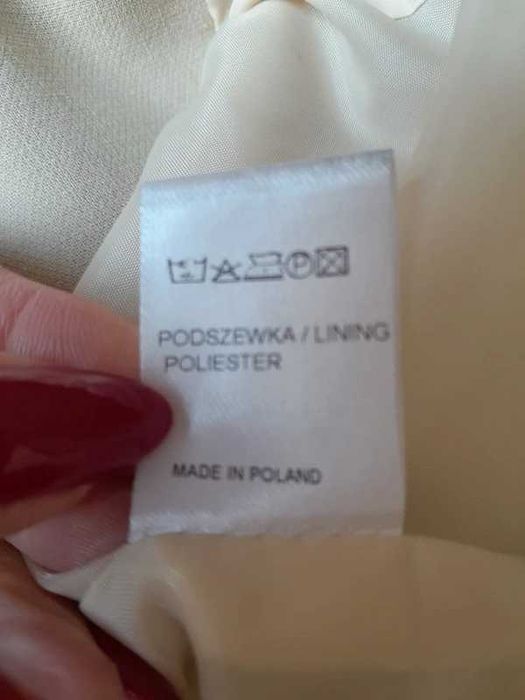 Piękny żakiecik 42