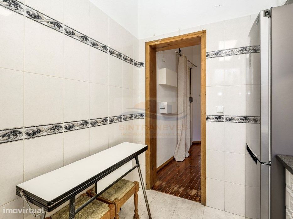 Elegância, Luz Natural e Conforto - T2 Pronto a Habitar na Penha de...