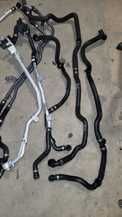 Bmw G01 G05 G30 бачок омивача розширювальний корпус фильтра патрубок